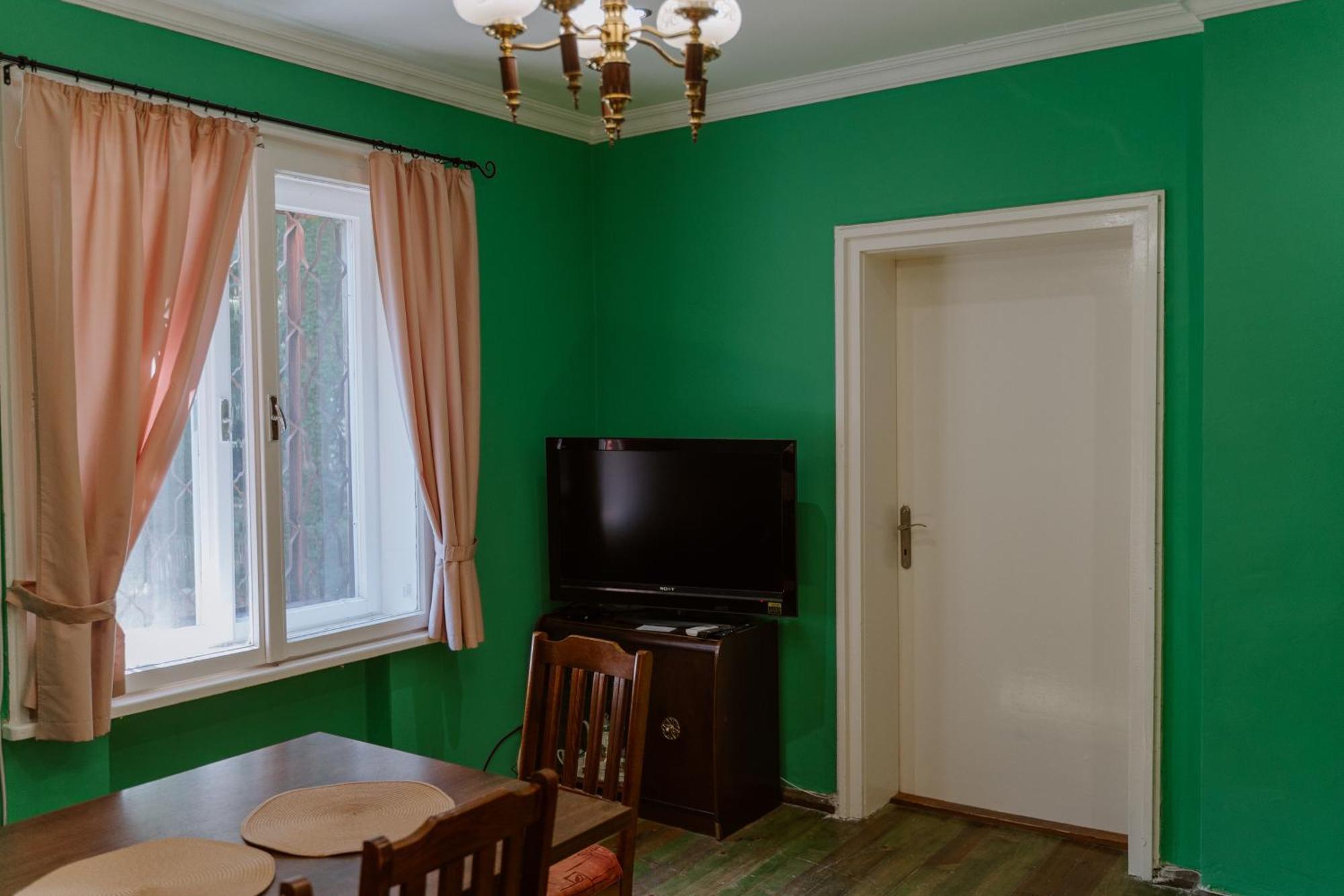 Central Apartment Cozy & Quiet Varna Exterior photo